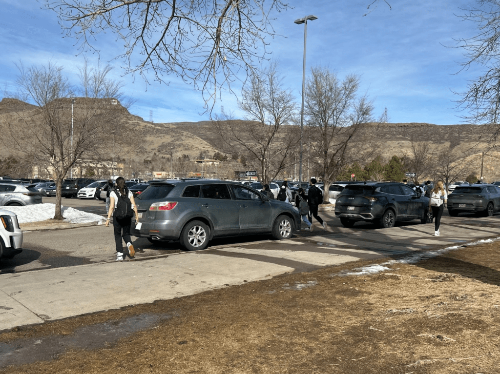 Pros and Cons of Having an Open Campus at Golden High School